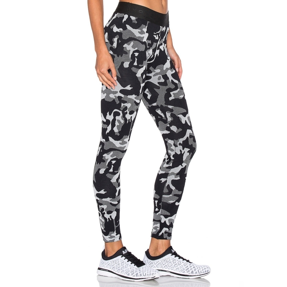 KORAL Knockout Camo Crop Leggings